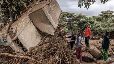 In Pictures Flash Flooding In Western Kenya Sweeps Away Homes And Cars