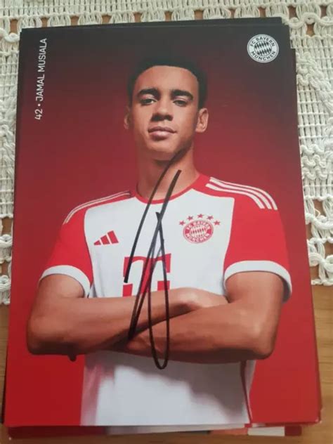 JAMAL MUSIALA AUTOGRAMMKARTE Bayern München Saison 2023 2024 original