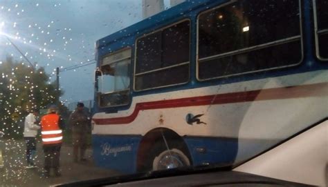 Denuncian Al Intendente De Azul Por Permitir Ingreso De Colectivos Sin