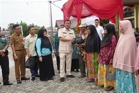 Hadiri Bakti Sosial K S Khitan Dan Berikan Bantuan Sembako Warga