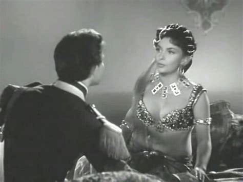 Naked Gina Lollobrigida In Les Belles De Nuit