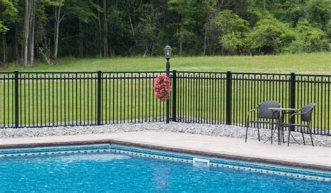 Pool Safety Fences Top Traits Styles Of The Best Pool Security Fence