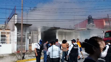 Fuego Arrasa Con Vivienda En Orizaba Y Deja Tres Personas Intoxicadas