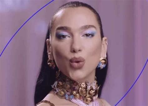 Dua Lipa Encabeza La Lista De Los Artistas