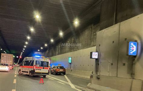 Incidente Nel Tunnel Della Valassina Code In Direzione Lissone Mbnews