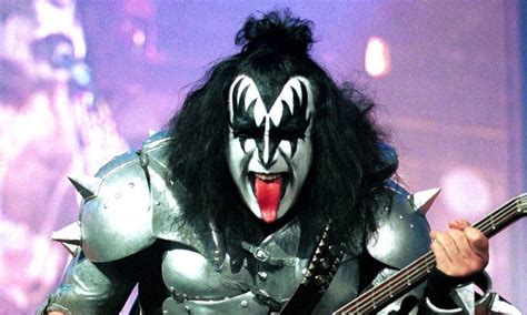 Por Que Gene Simmons Vive Dizendo Que O Rock Est Morto Mundo Metal