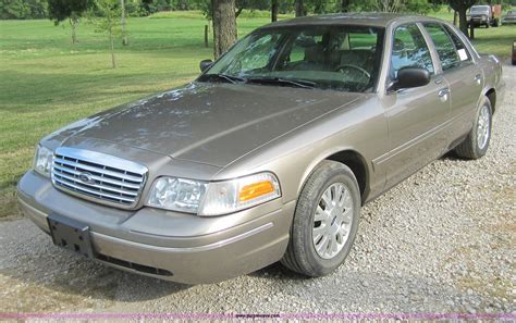 2003 Ford Crown Victoria Lx In Fredonia Ks Item D5555 Sold Purple Wave