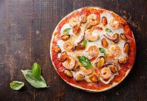 Receta De Pizza Con Bonito Mejillones Y Gambas Blog Pescamar