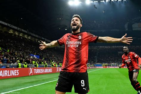 Mercato Milan Ac L Aveu De Giroud Sur L Approche D Un Club De Ligue