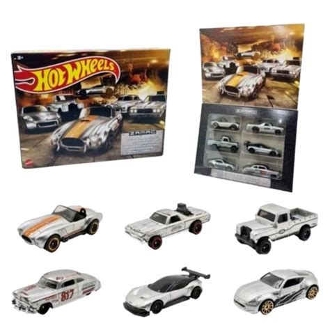 Promo Hot Wheels Zamac Set Pack With Hudson Hornet And Land Rover Series Kota Bandung