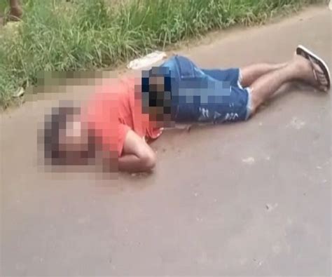 Notícias IMAGENS FORTES Homem é executado a tiros e jogado em