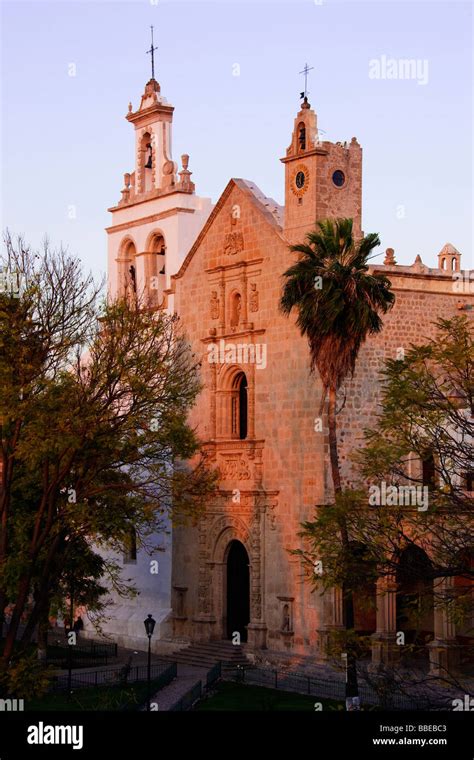 Convento De Santa Maria Magdalena Fotografías E Imágenes De Alta