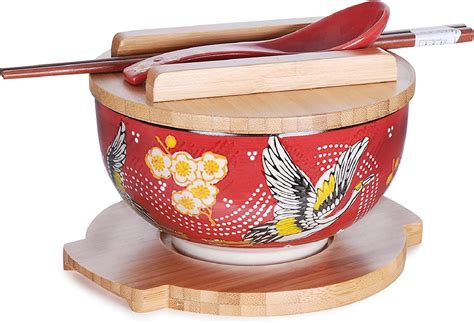 Japanese Kamameshi Style Rice Noodle Bowl With Bamboo Lid Trivet