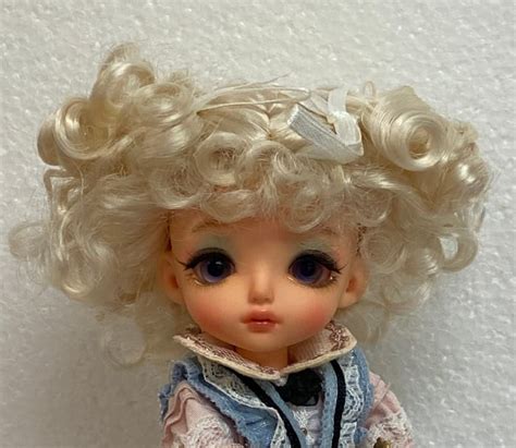 Lulu Wig Bleach Blonde Size RD4 Doll Peddlar