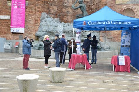 Le Foto Delle Iniziative Della Questura Di Catanzaro Per La Giornata