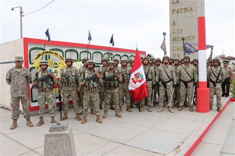 Tumbes Con Una Romer A Rinden Homenaje A Los Excombatientes Del