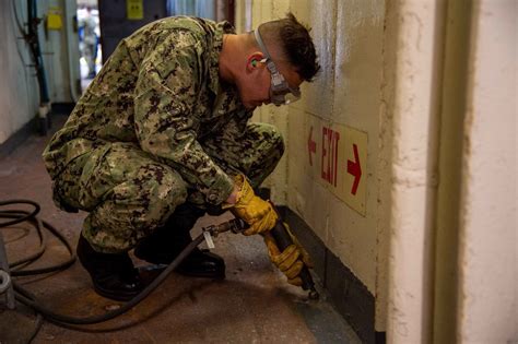 Dvids Images Deck Maintenance Aboard Uss Carl Vinson Image Of