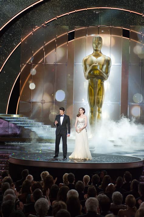 Huge 2011 Oscars Photo Gallery!