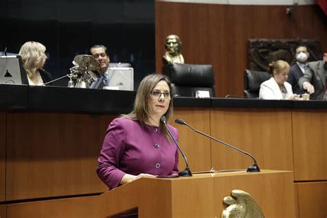 Senadora Gina Andrea Cruz Blackledge Para Presentar Los Nueve