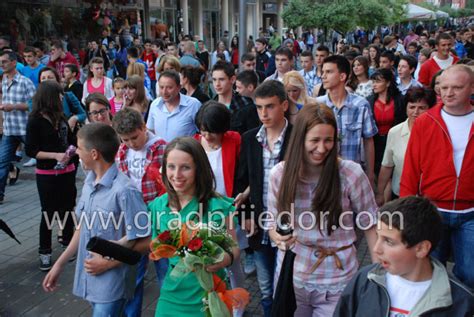 Matursko Ve E Osnovne Kole Branko Opi Gradprijedor Portal