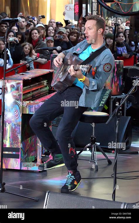 Chris Martin Coldplay Performing On The Today Shows Toyota Concert