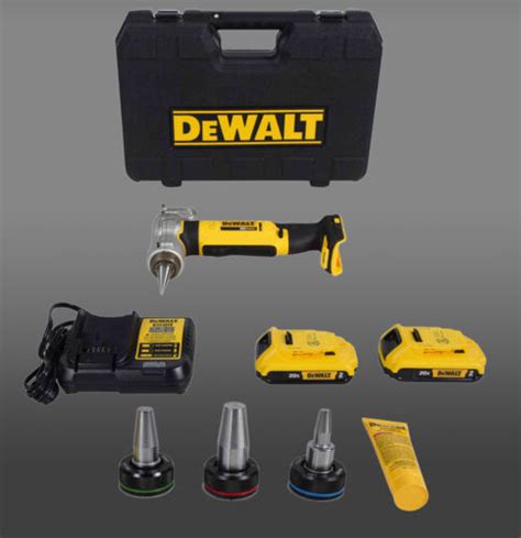 DEWALT DCE400D2 20 Volt Max Lithium Ion Cordless PEX Expansion Tool Kit