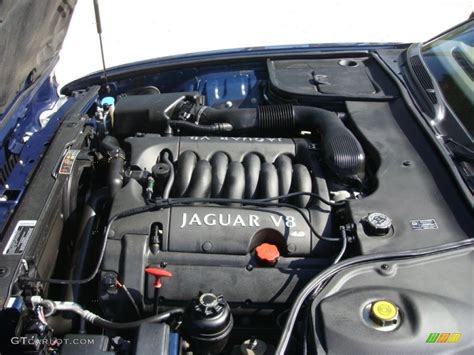 2001 Jaguar XJ XJ8 L Engine Photos | GTCarLot.com