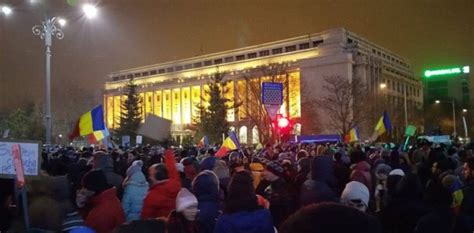 A Patra Zi De Proteste In Fata Guvernului Sunt Din Nou Peste