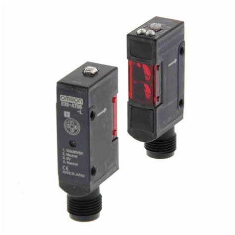 E3S AT66 Omron Omron Through Beam Photoelectric Sensor Block Sensor