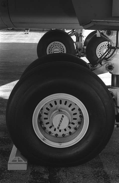 Kc 135 707 Main Landing Gear Cleveland Air Show Sept 2 Flickr