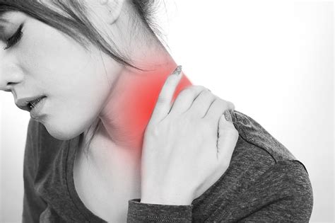 Chiropractic Neck Pain Treatment – Queensway North Chiropractic