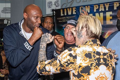 Video Lamar Odom Destroys Aaron Carter In Circus Celebrity Boxing