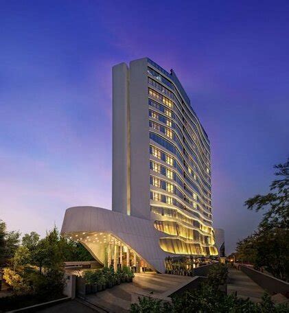 Hotel DoubleTree by Hilton Ahmedabad – Discount Code | 2024