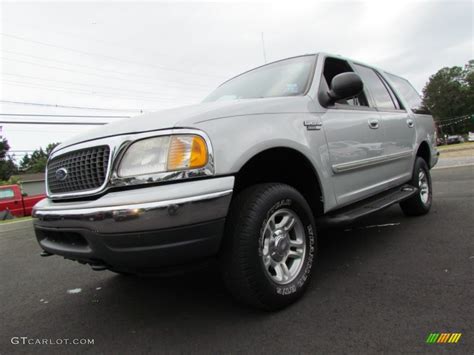 2001 Silver Metallic Ford Expedition XLT 4x4 66820853 GTCarLot