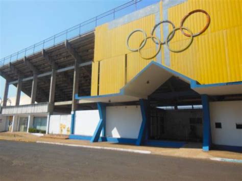 Bandidos furtam cabos elétricos no estádio municipal de Araçatuba