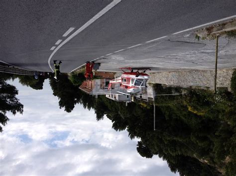 Auto Pirata Su Capo Berta Sperona Una Coppia In Moto E Fugge Foto