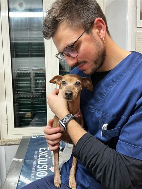 Luca Giansanti Il Veterinario Di Origini Calabresi Star Dei Social