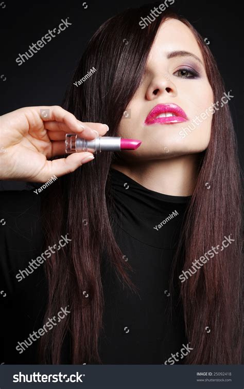 Attractive Beautiful Brunette Red Lipstick Stock Photo 25092418 Shutterstock