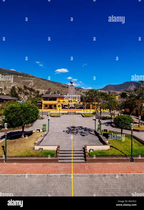 Equator Line Ciudad Mitad Del Mundo Middle Of The World City