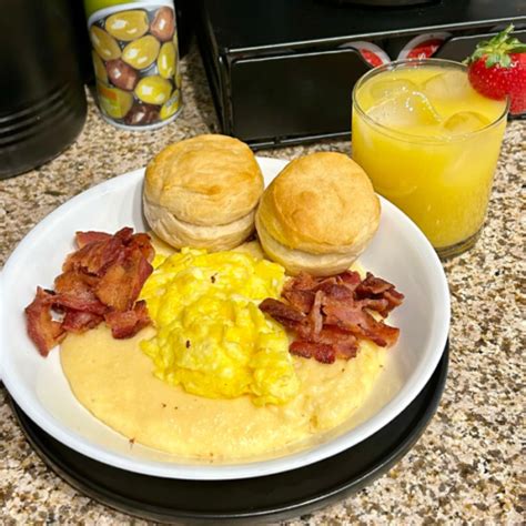 Bacon & Grits Breakfast Bowl Recipe - Kenya's Kitchen88