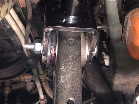 Replace The Upper Control Arm Bushing On A Jeep Dana Front Axle