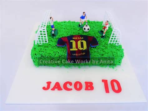 Lionel Messi Soccer Field Jersey Cake