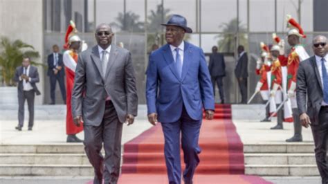 Côte dIvoire Alassane Ouattara S envole pour un séjour en France