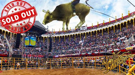 SE LLENÓ LA MONUMENTAL DE MORELIA JARIPEO CON 15 TOROS DE SELECCIÓN