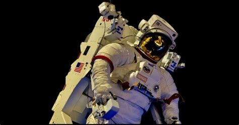 Aprende A Sobrevivir La Cuarentena Con Los Tips De Un Astronauta