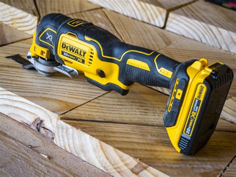 Dewalt V Max Xr Cordless Brushless Speed Oscillating Multi Tool