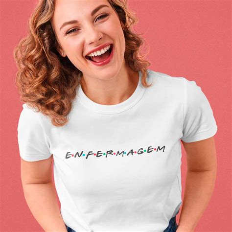 Camiseta Curso De Enfermagem Estilo Friends