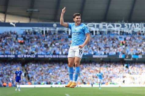 Julián Álvarez celebró con un gol su primer título de liga con