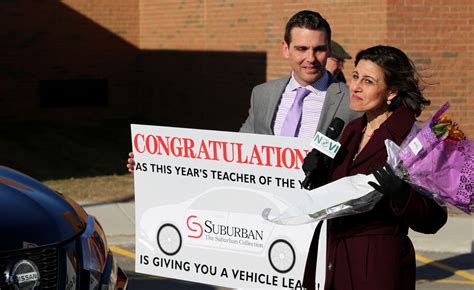 Novi Elementary Teacher Receives Car As Teacher Of The Year Novi Mi