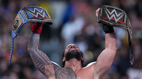 Roman Reigns Retains Undisputed WWE Universal Championship With Epic